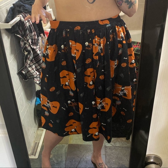 Collectif UK hocus pocus Halloween pinup swing skirt size L (uk14) Vamp print - Picture 2 of 5